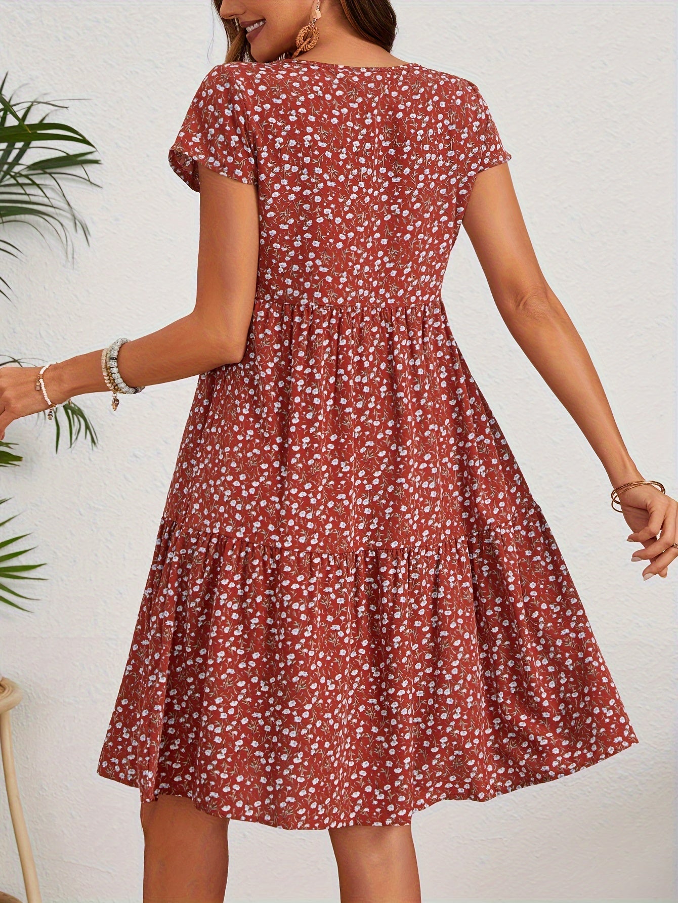 Celeste – Flowing Floral Dress